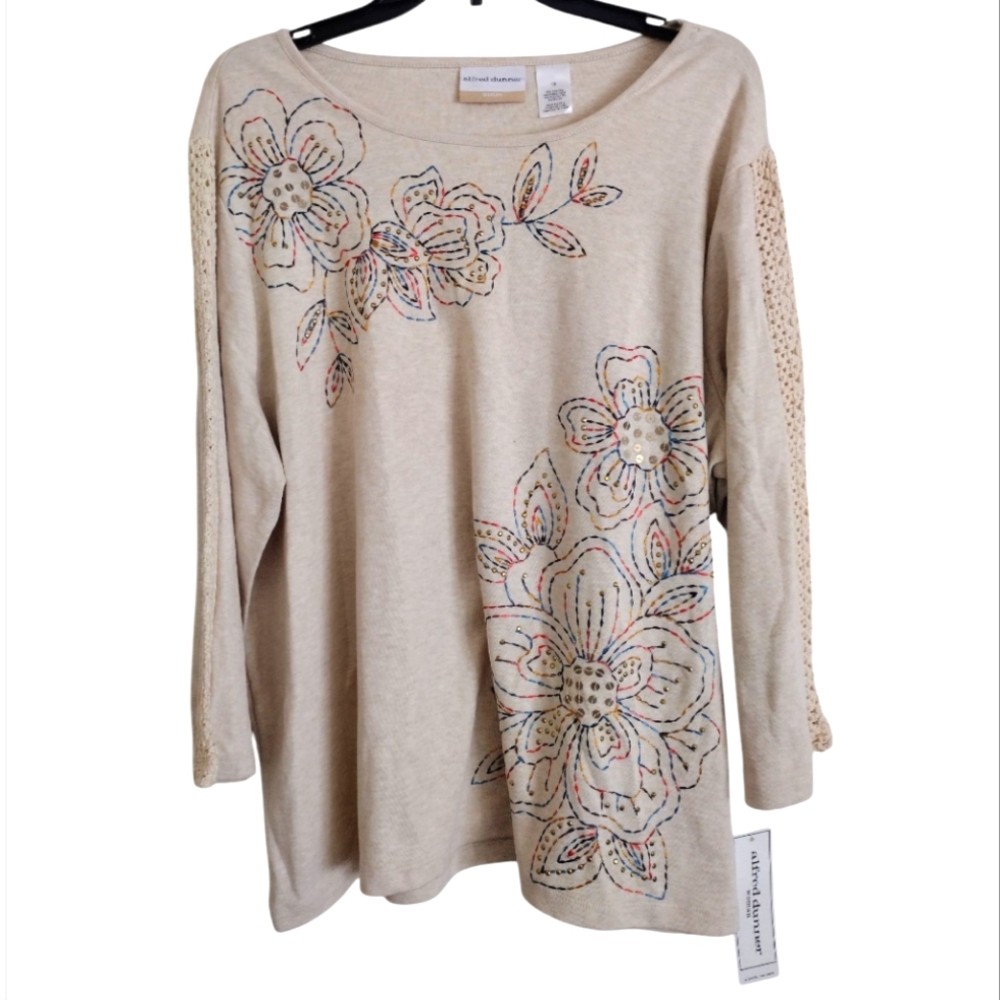 Alfred Dunner NWT Embroidered Floral Beige Multicolor Top size 1X